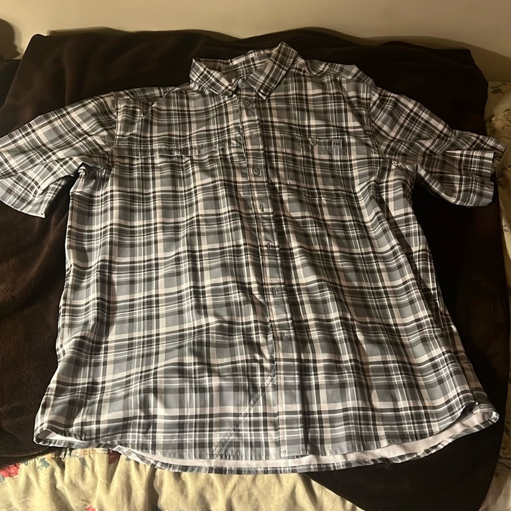 Field and Stream short sleeve shirt